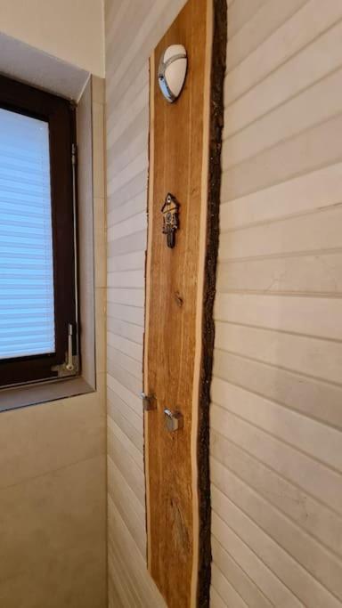 Pool, Sauna & Schwarzwald-Idylle Apartman Unterkirnach Kültér fotó